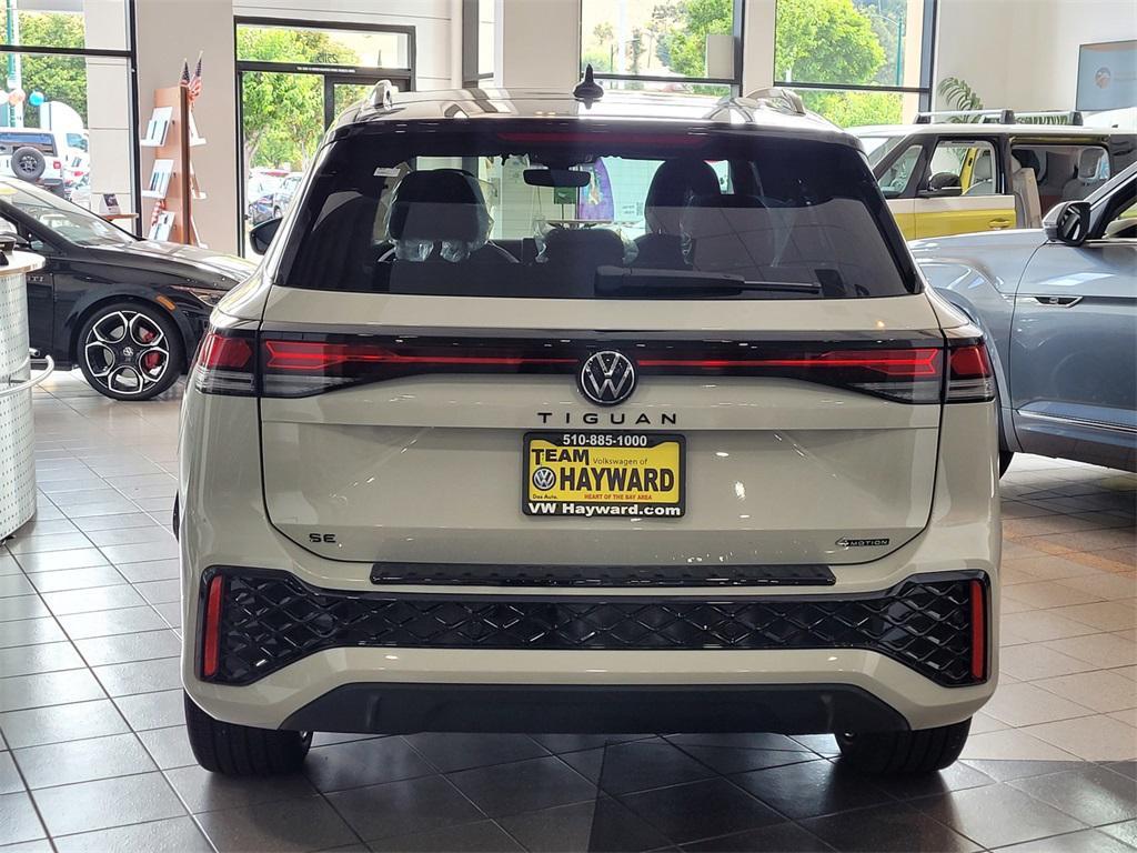 new 2025 Volkswagen Tiguan car, priced at $40,104