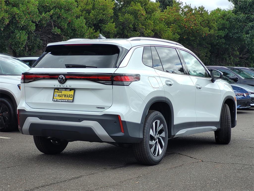 new 2025 Volkswagen Tiguan car, priced at $33,577