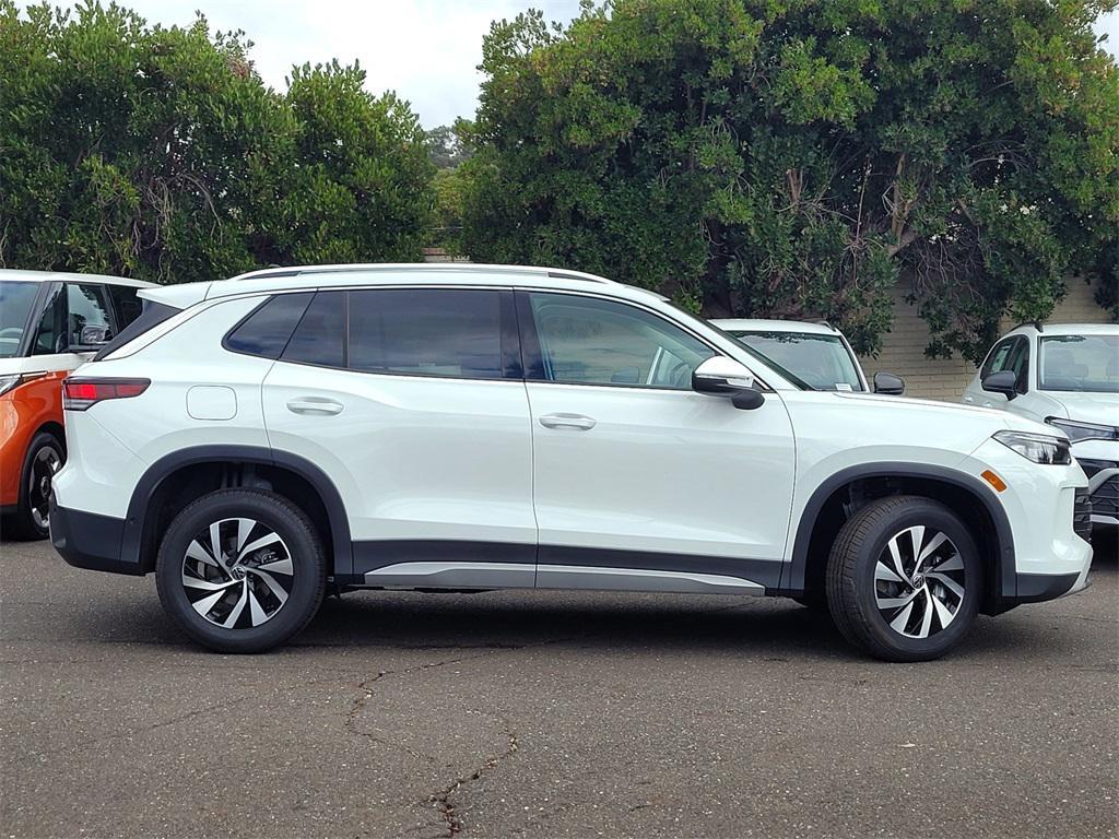 new 2025 Volkswagen Tiguan car, priced at $33,577