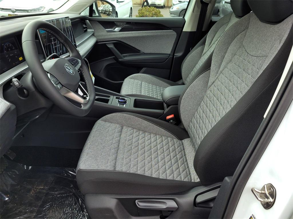 new 2025 Volkswagen Tiguan car, priced at $33,577