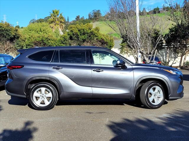 used 2020 Toyota Highlander Hybrid car, priced at $33,791