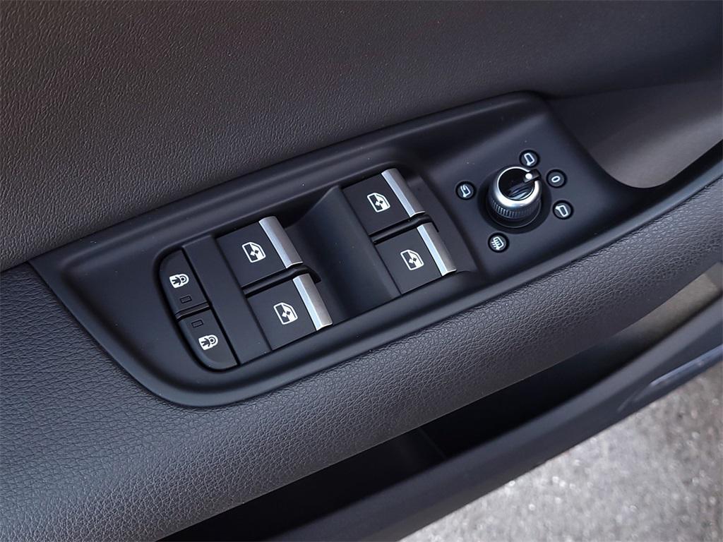 used 2022 Audi Q7 car, priced at $42,500