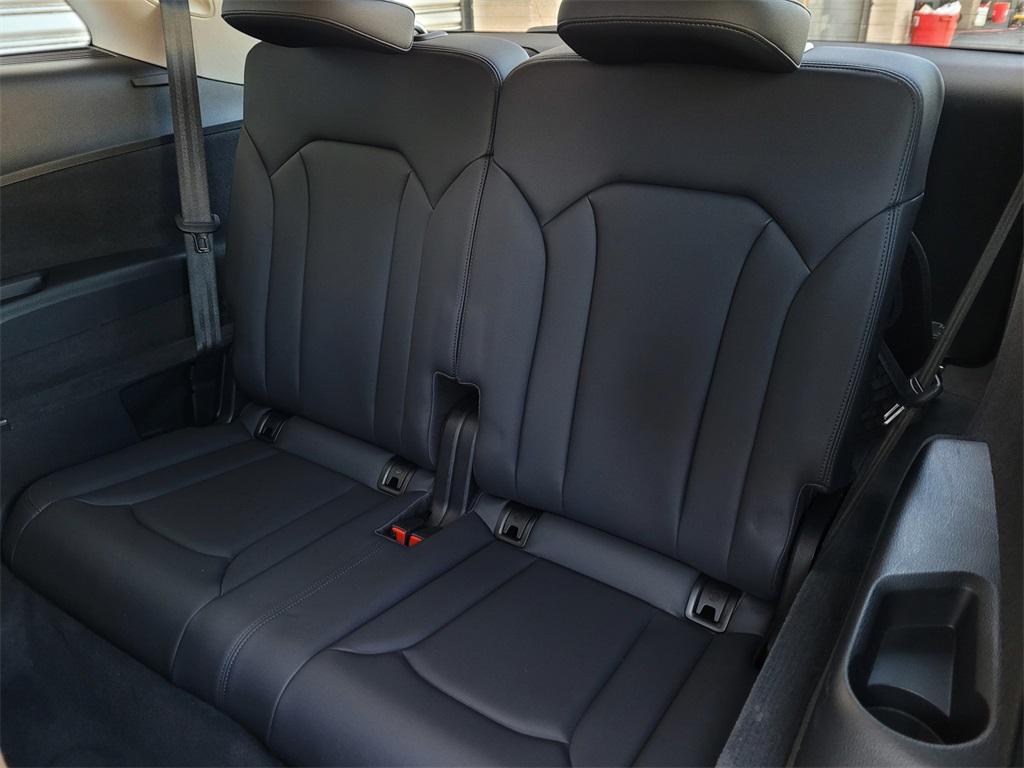 used 2022 Audi Q7 car, priced at $42,500