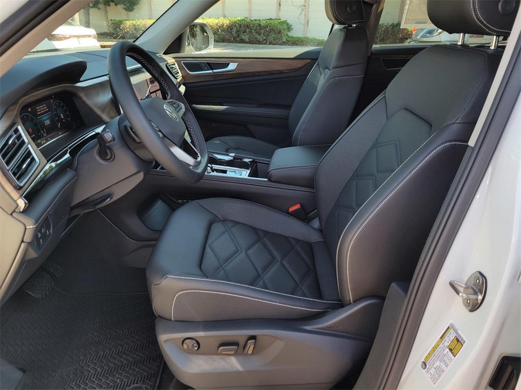 new 2026 Volkswagen Atlas car, priced at $48,082