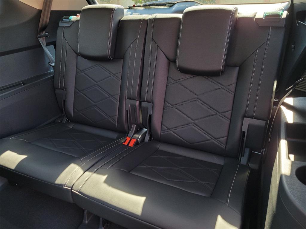 new 2026 Volkswagen Atlas car, priced at $48,082