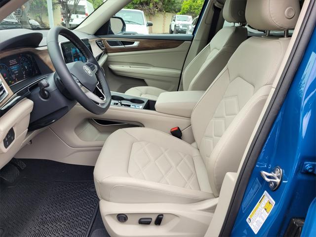 new 2025 Volkswagen Atlas car, priced at $40,031