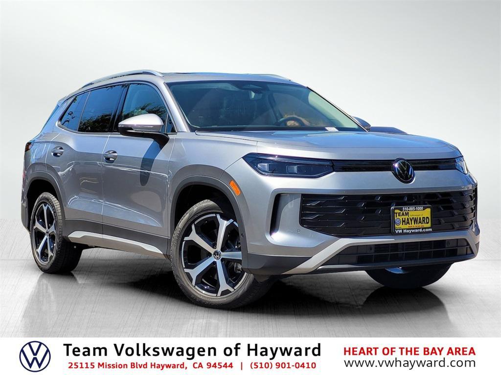 new 2025 Volkswagen Tiguan car, priced at $36,610
