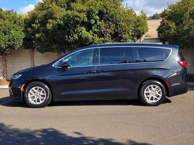 used 2022 Chrysler Pacifica car, priced at $21,991