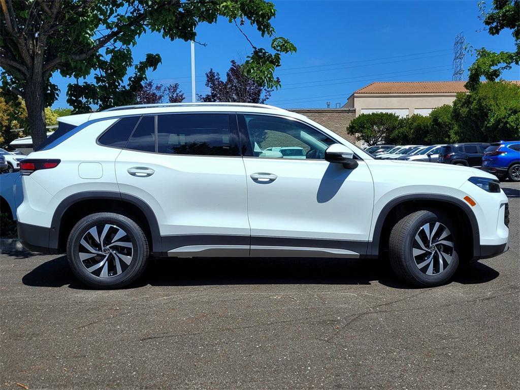 new 2025 Volkswagen Tiguan car, priced at $31,216