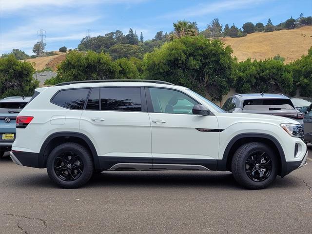 new 2025 Volkswagen Atlas car, priced at $49,059