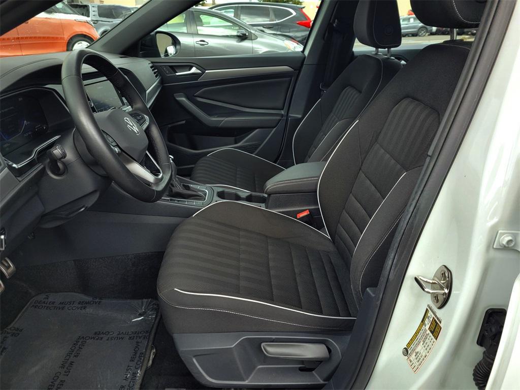 used 2024 Volkswagen Jetta car, priced at $20,995