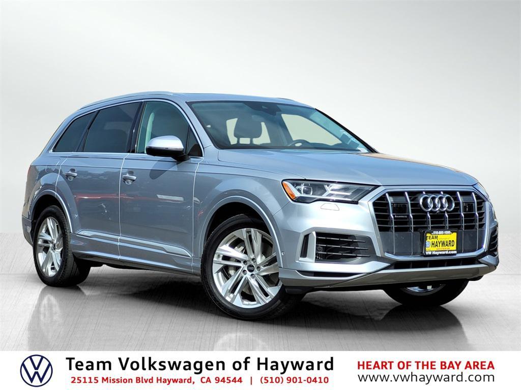 used 2022 Audi Q7 car, priced at $33,495