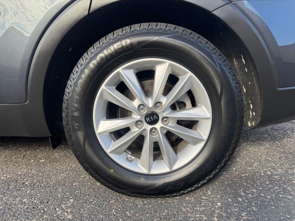 used 2020 Kia Sorento car, priced at $15,999