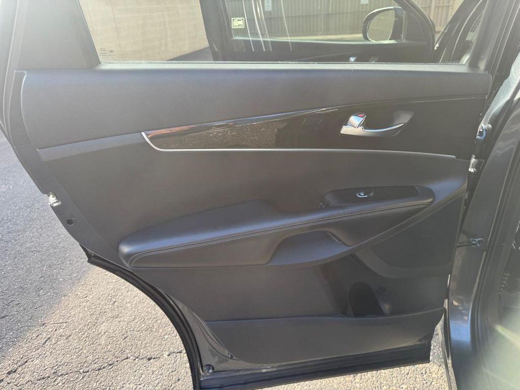used 2020 Kia Sorento car, priced at $15,999