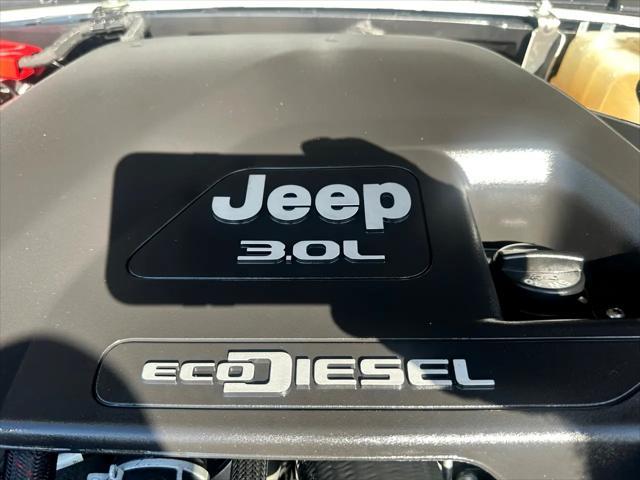 used 2022 Jeep Wrangler Unlimited car, priced at $43,999
