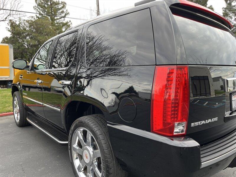 used 2014 Cadillac Escalade car, priced at $13,999