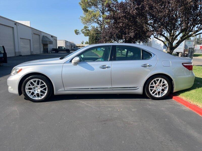 used 2007 Lexus LS 460 car, priced at $6,999