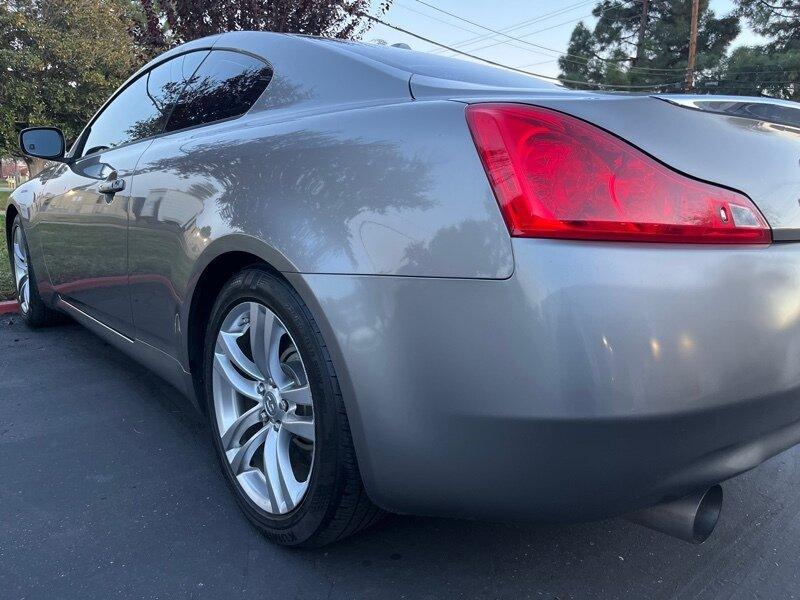 used 2009 INFINITI G37 car, priced at $8,999