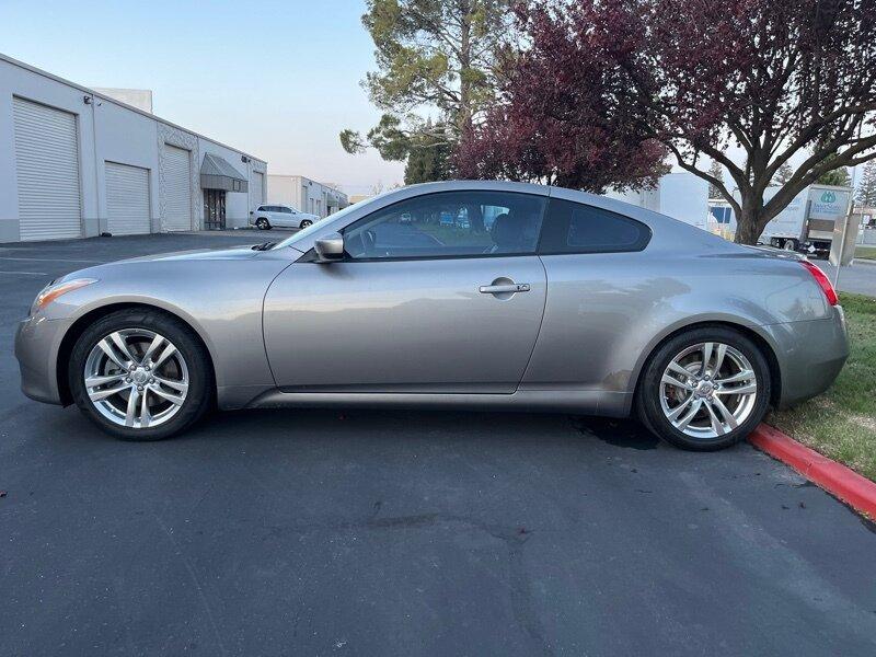 used 2009 INFINITI G37 car, priced at $8,999