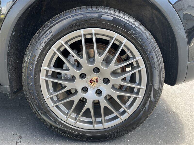 used 2013 Porsche Cayenne car, priced at $10,499