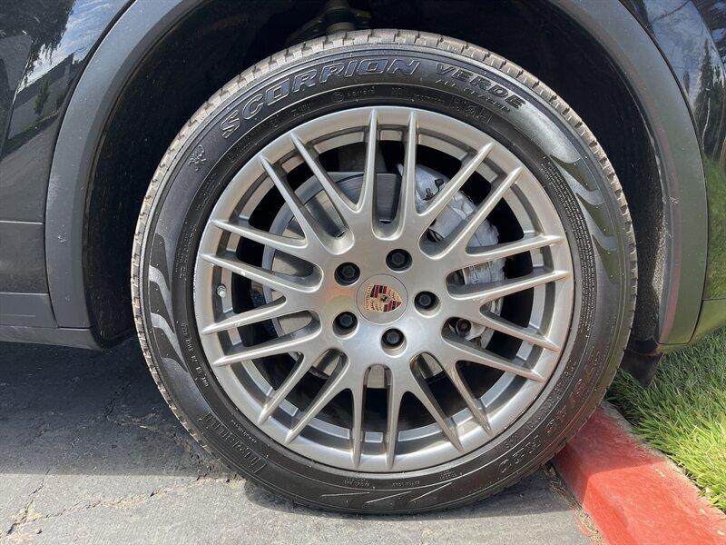 used 2013 Porsche Cayenne car, priced at $10,499