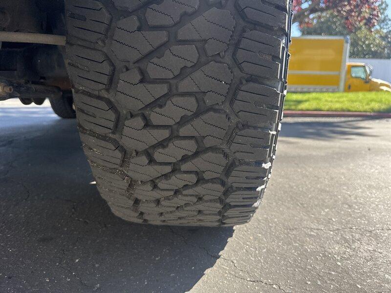 used 2017 GMC Yukon car, priced at $13,999