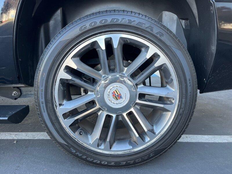 used 2013 Cadillac Escalade car, priced at $13,999