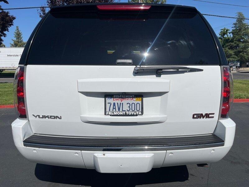 used 2013 GMC Yukon car, priced at $10,499