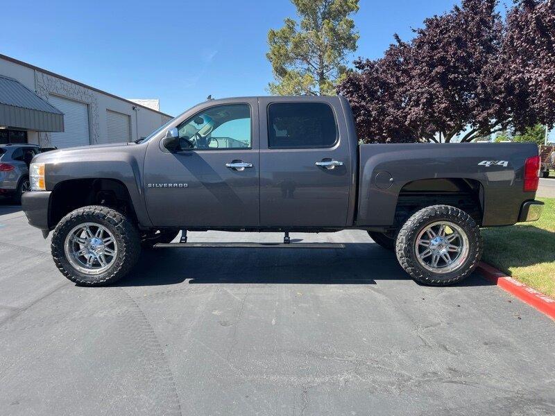 used 2011 Chevrolet Silverado 1500 car, priced at $17,999