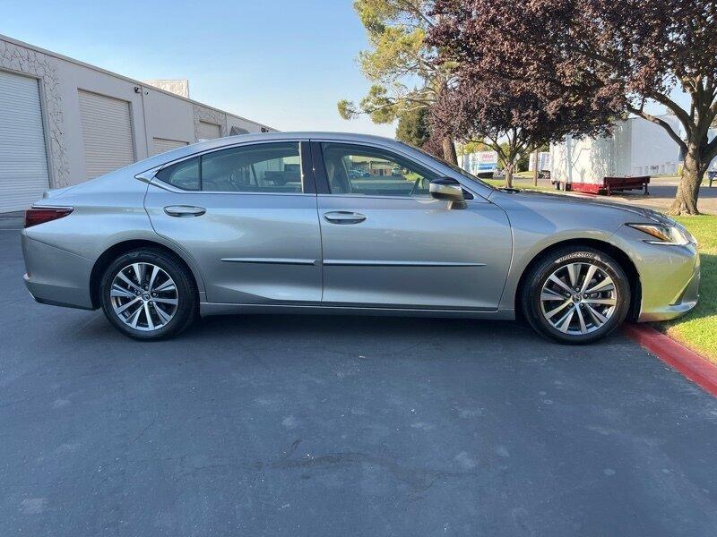 used 2019 Lexus ES 350 car, priced at $27,999