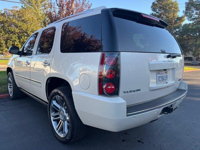 used 2014 GMC Yukon car, priced at $11,999