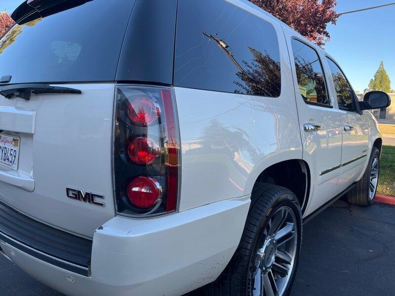 used 2014 GMC Yukon car, priced at $11,999