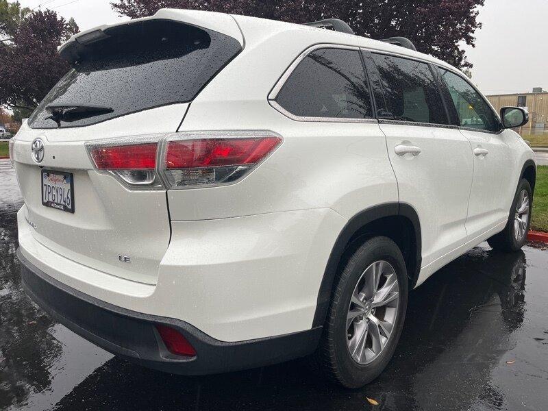 used 2015 Toyota Highlander car, priced at $14,999