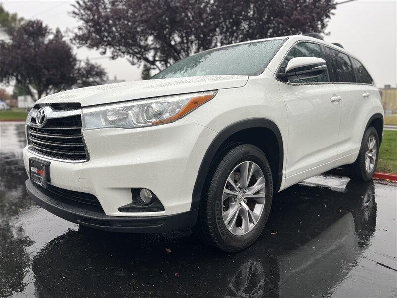 used 2015 Toyota Highlander car, priced at $14,999