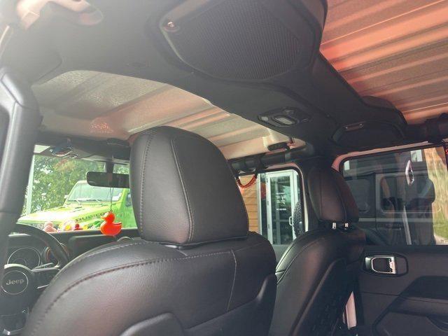 used 2023 Jeep Gladiator car, priced at $41,377