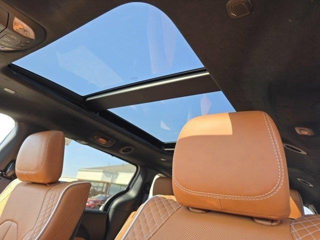 new 2025 Chrysler Pacifica car, priced at $50,747