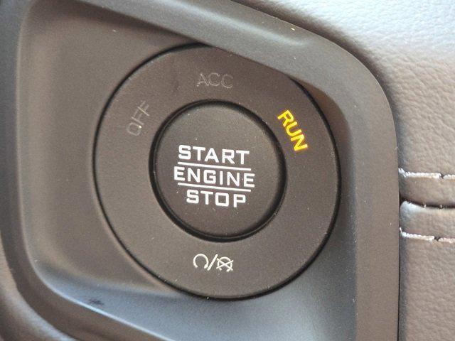 new 2025 Jeep Wrangler car, priced at $51,461