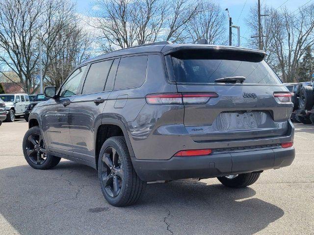 new 2024 Jeep Grand Cherokee L car, priced at $42,757