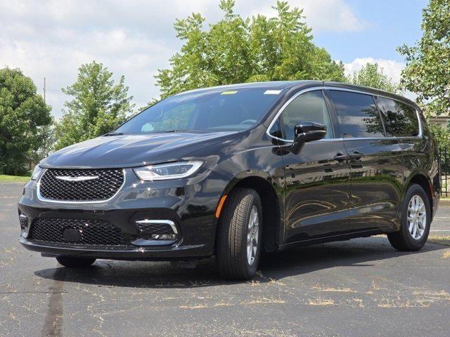 new 2026 Chrysler Pacifica car, priced at $41,445