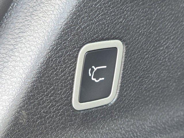 new 2026 Chrysler Pacifica car, priced at $39,250