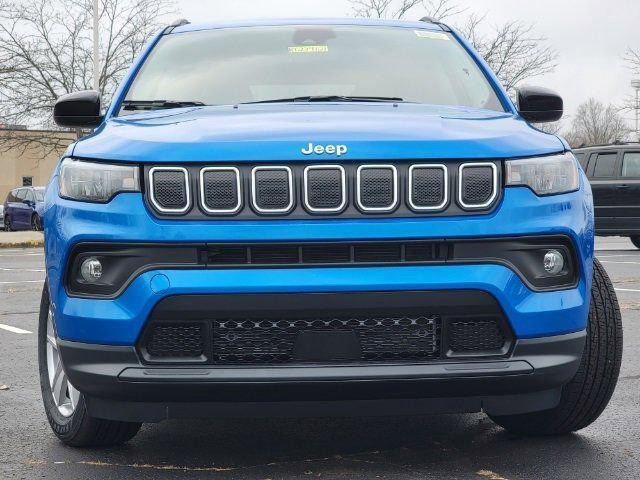 new 2022 Jeep Compass car, priced at $27,214