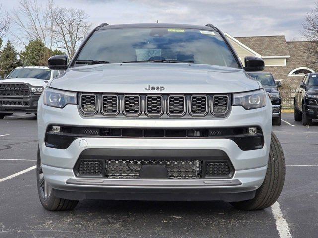 new 2025 Jeep Compass car, priced at $31,990