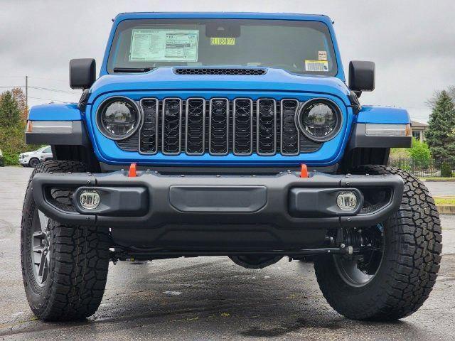 new 2024 Jeep Gladiator car, priced at $63,437