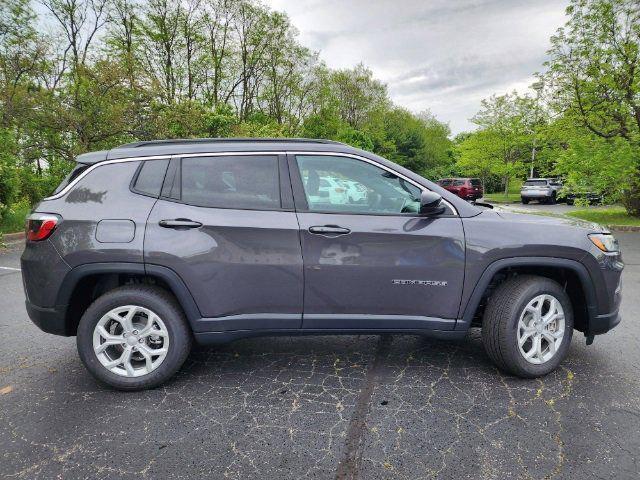 new 2024 Jeep Compass car, priced at $33,149