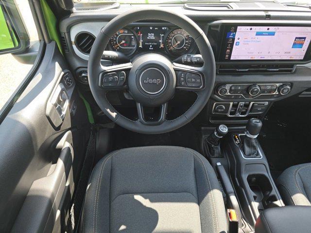 new 2025 Jeep Wrangler car, priced at $47,666