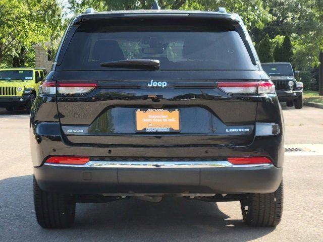 used 2023 Jeep Grand Cherokee car, priced at $36,900