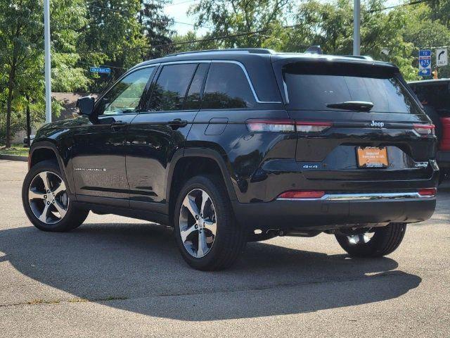 used 2023 Jeep Grand Cherokee car, priced at $36,900