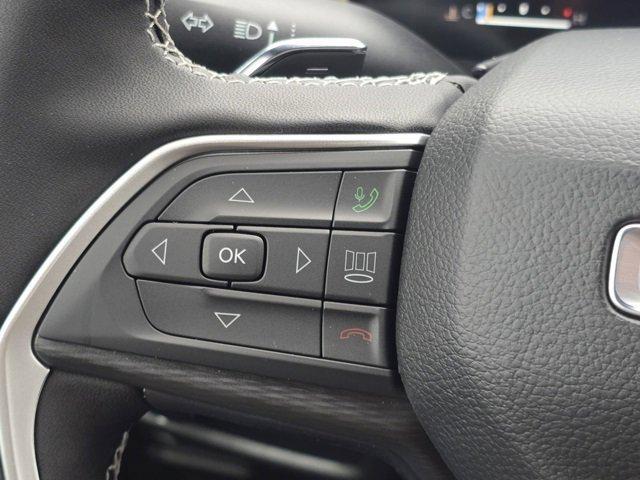 new 2025 Jeep Grand Cherokee car, priced at $39,619