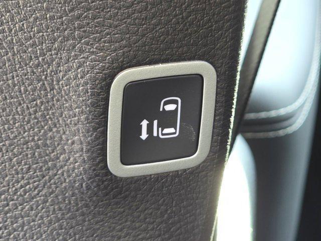 new 2026 Chrysler Pacifica car, priced at $45,320