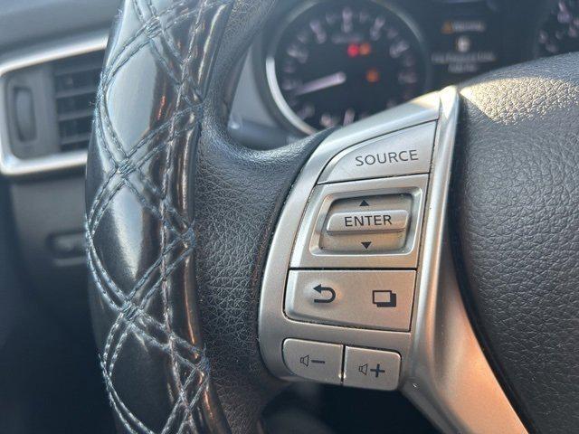 used 2016 Nissan Rogue car, priced at $11,550